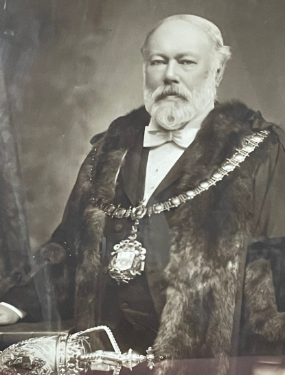 Who was Alderman Cramphorn